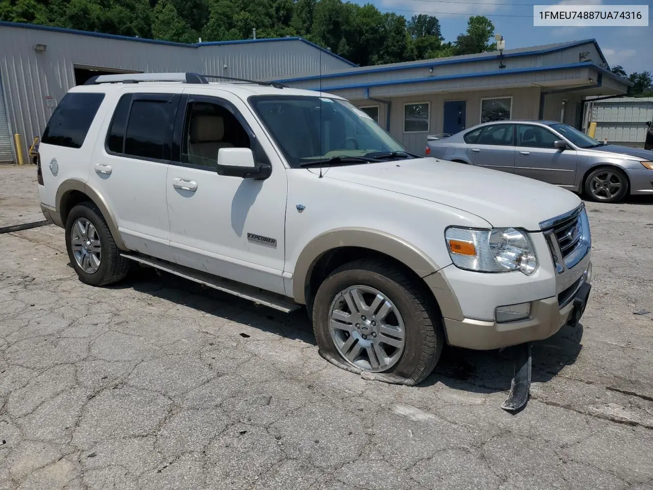 2007 Ford Explorer Eddie Bauer VIN: 1FMEU74887UA74316 Lot: 61855365