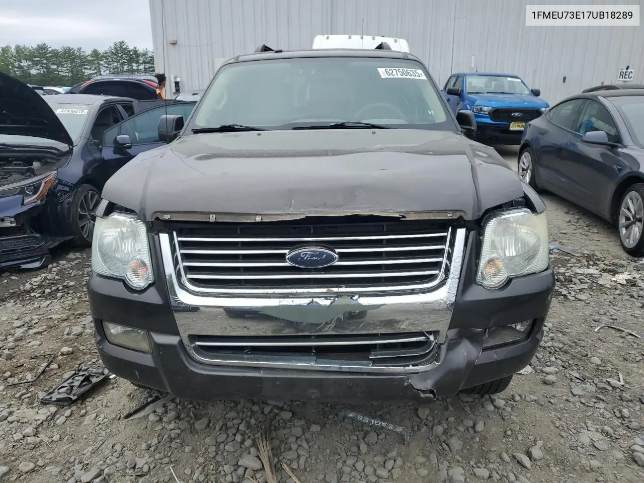 2007 Ford Explorer Xlt VIN: 1FMEU73E17UB18289 Lot: 62750635