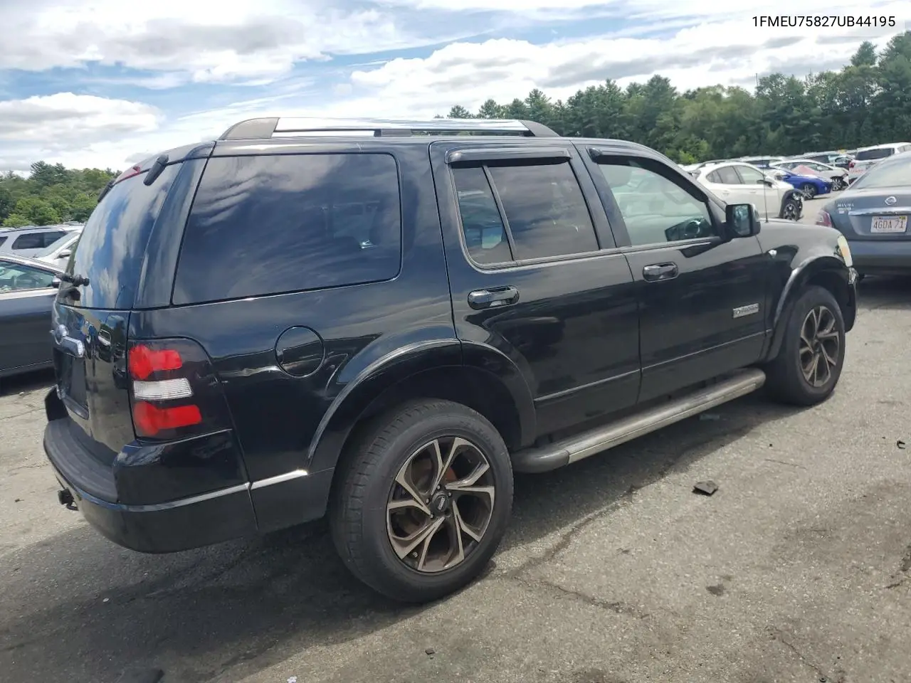 2007 Ford Explorer Limited VIN: 1FMEU75827UB44195 Lot: 65133025