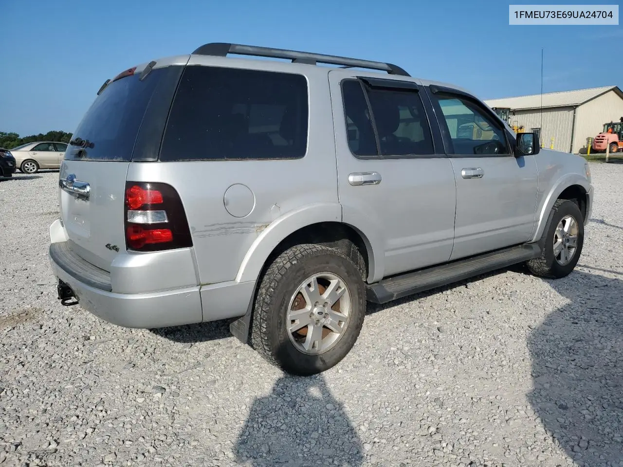 2009 Ford Explorer Xlt VIN: 1FMEU73E69UA24704 Lot: 64838035