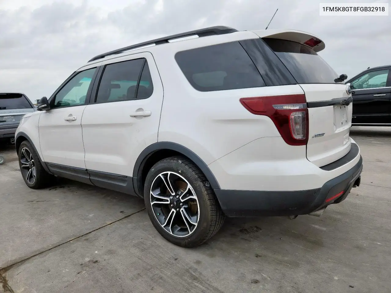 2015 Ford Explorer Sport VIN: 1FM5K8GT8FGB32918 Lot: 63532215
