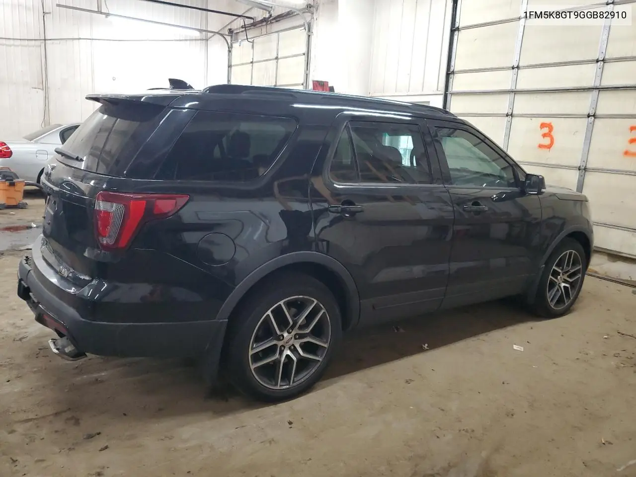 2016 Ford Explorer Sport VIN: 1FM5K8GT9GGB82910 Lot: 50404225
