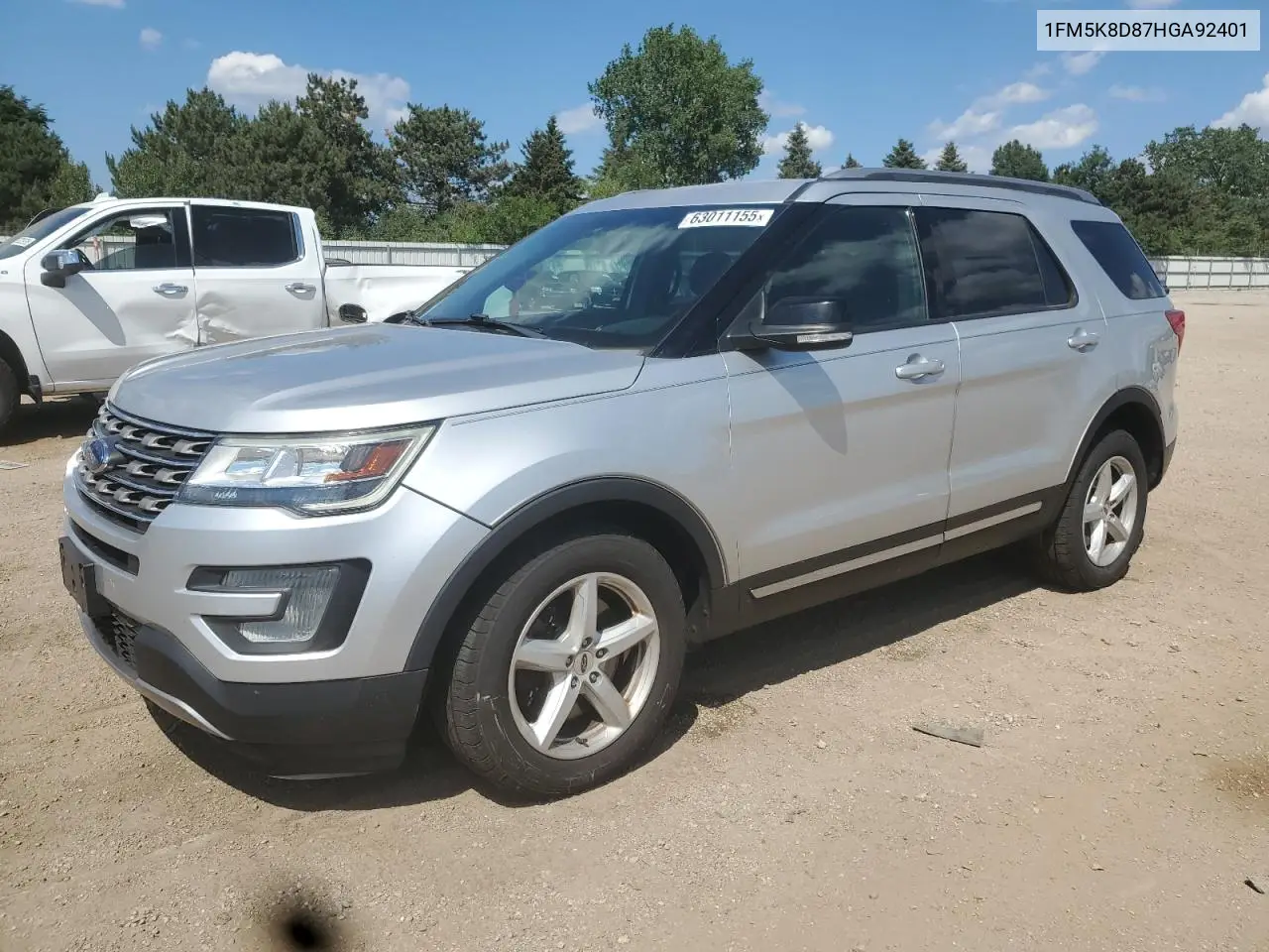 2017 Ford Explorer Xlt VIN: 1FM5K8D87HGA92401 Lot: 63011155