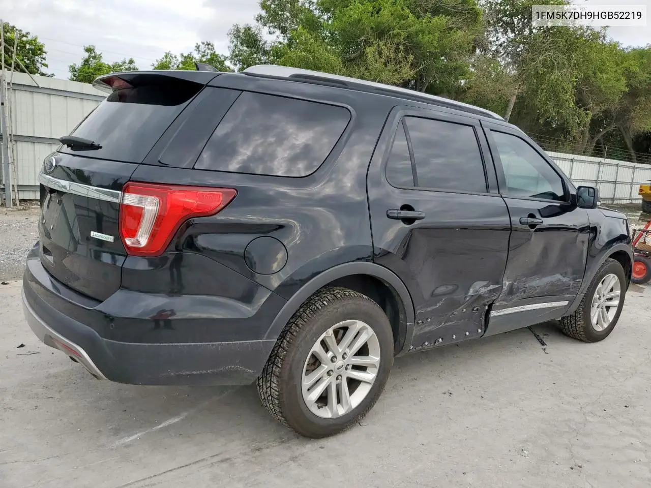 2017 Ford Explorer Xlt VIN: 1FM5K7DH9HGB52219 Lot: 63516895