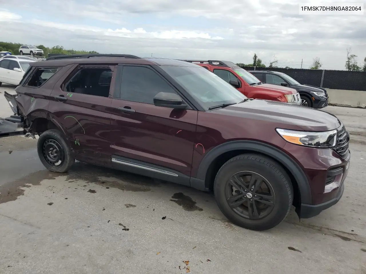 2022 Ford Explorer Xlt VIN: 1FMSK7DH8NGA82064 Lot: 62813425