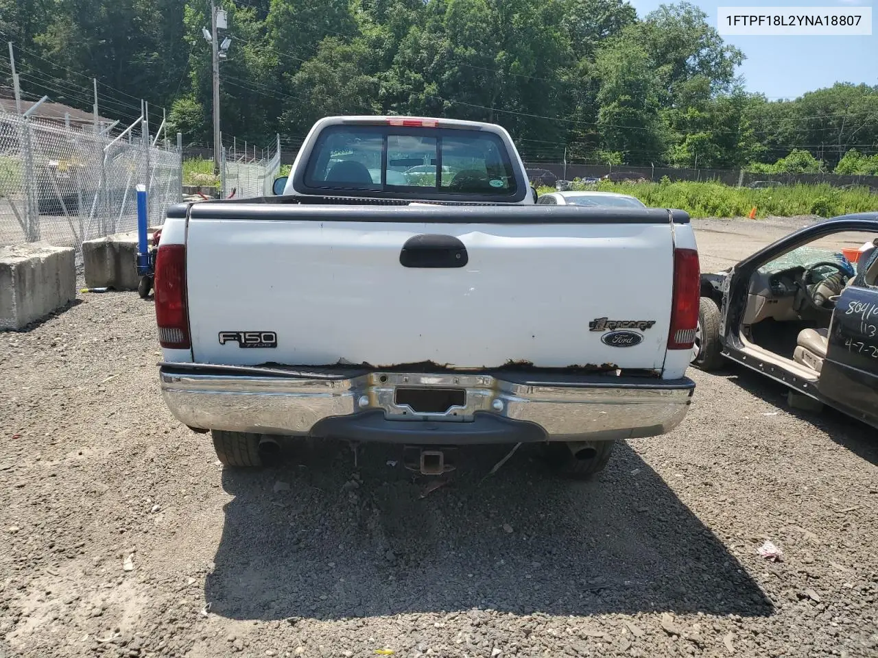 2000 Ford F150 VIN: 1FTPF18L2YNA18807 Lot: 62648305