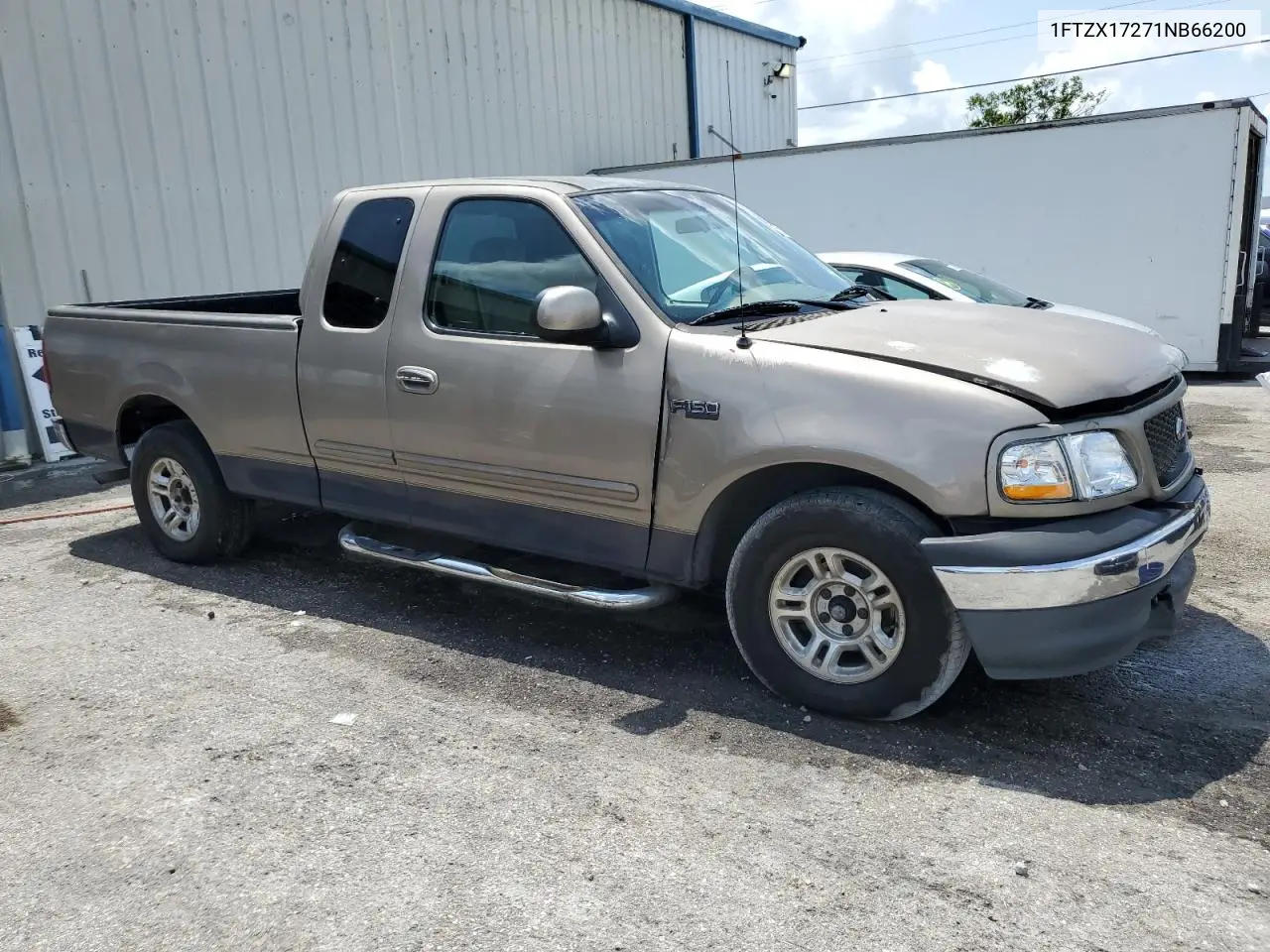 2001 Ford F150 VIN: 1FTZX17271NB66200 Lot: 56003825