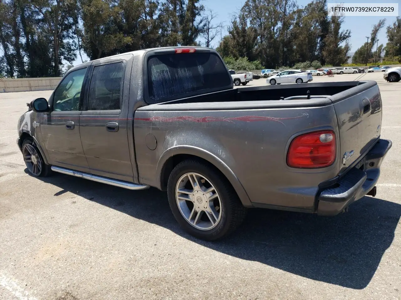 2002 Ford F150 Supercrew Harley Davidson VIN: 1FTRW07392KC78229 Lot: 61611075