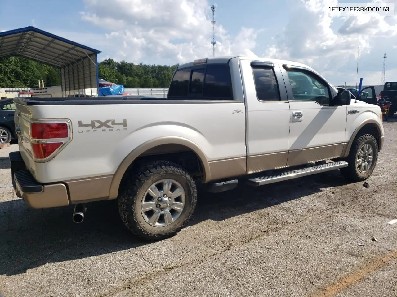 2011 Ford F150 Super Cab VIN: 1FTFX1EF3BKD00163 Lot: 62126015