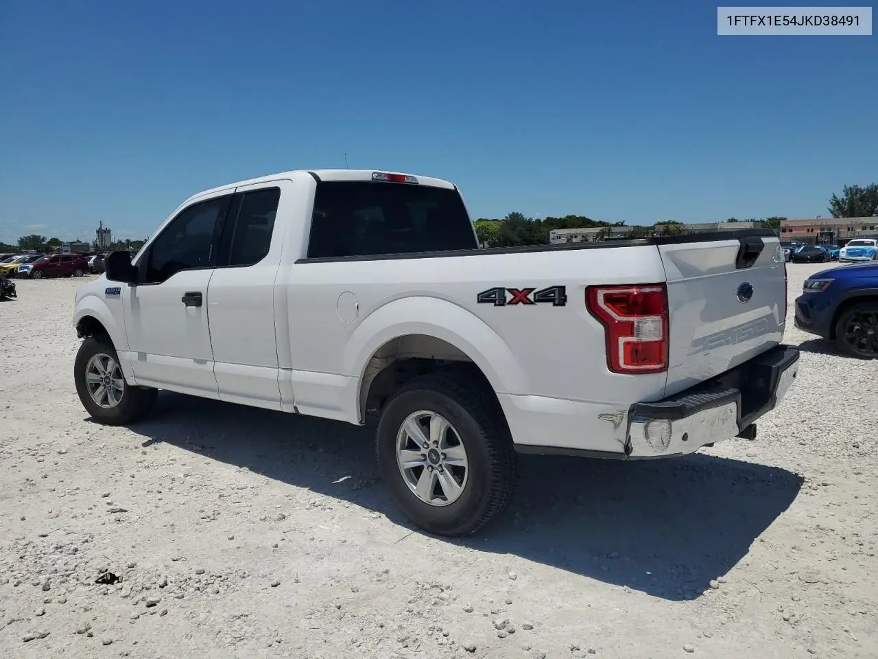 2018 Ford F150 Super Cab VIN: 1FTFX1E54JKD38491 Lot: 56364285