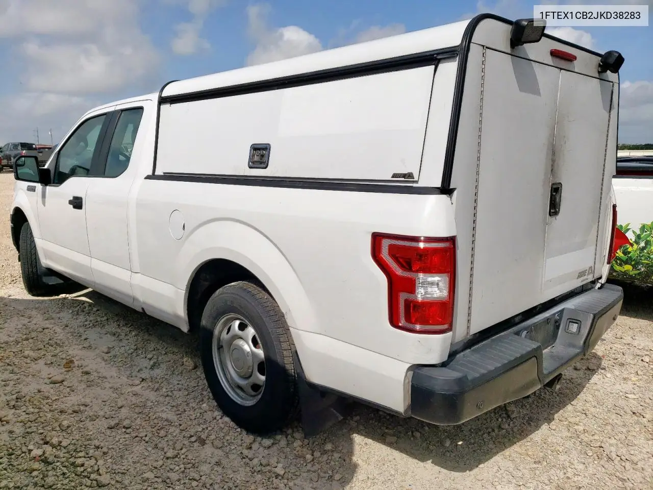 2018 Ford F150 Super Cab VIN: 1FTEX1CB2JKD38283 Lot: 61363305