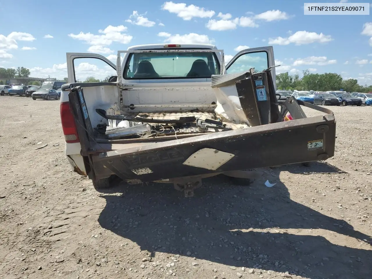 2000 Ford F250 Super Duty VIN: 1FTNF21S2YEA09071 Lot: 55629605
