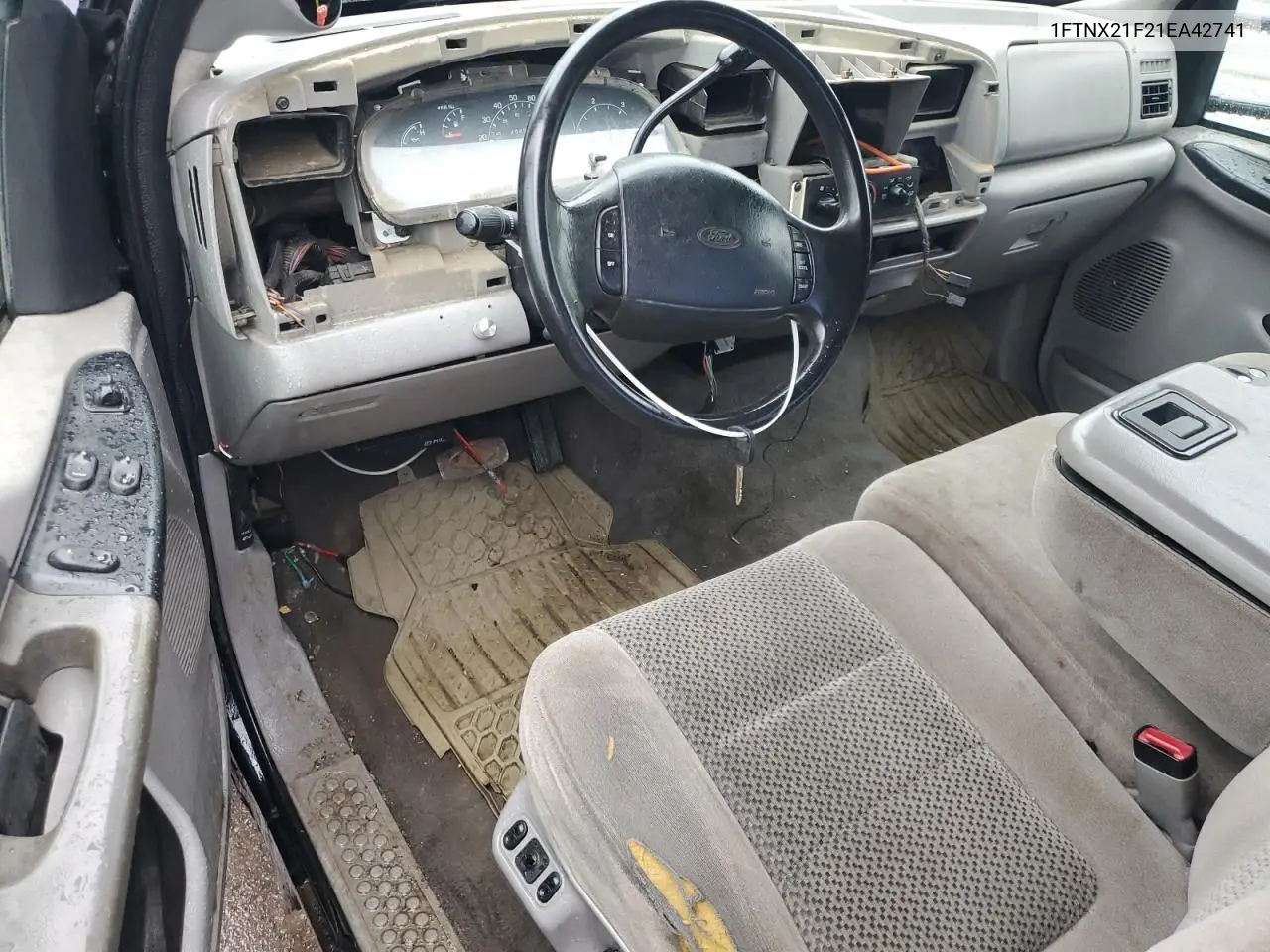 2001 Ford F250 Super Duty VIN: 1FTNX21F21EA42741 Lot: 57025675