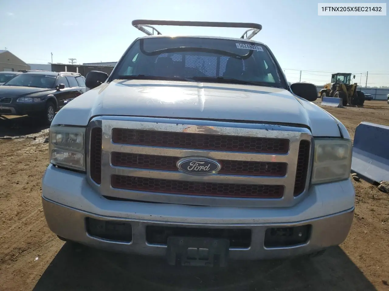 2005 Ford F250 Super Duty VIN: 1FTNX205X5EC21432 Lot: 56248025
