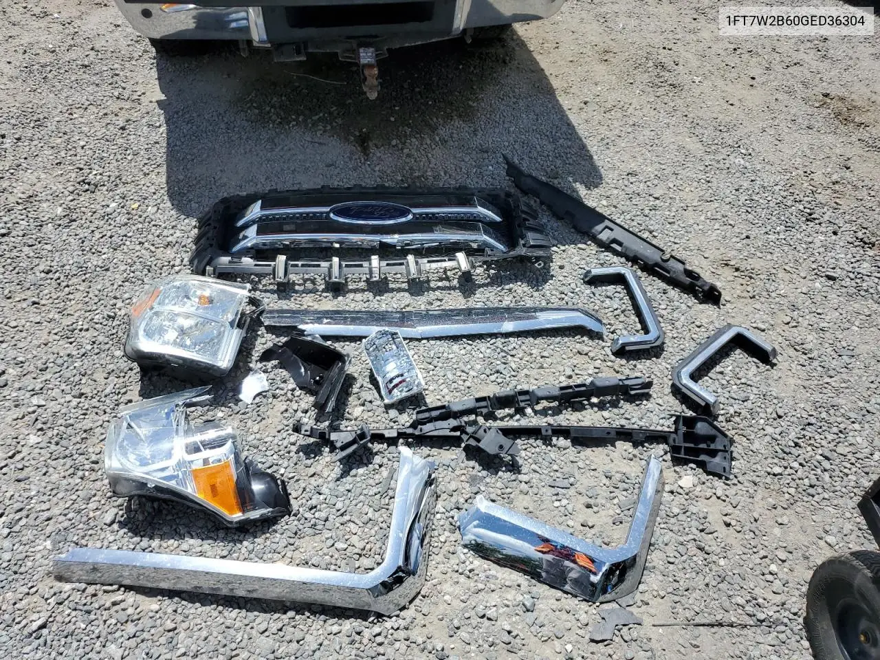 2016 Ford F250 Super Duty VIN: 1FT7W2B60GED36304 Lot: 62819995