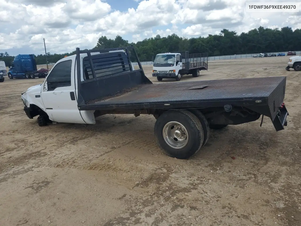 1999 Ford F350 Super Duty VIN: 1FDWF36F9XEE49370 Lot: 59525015
