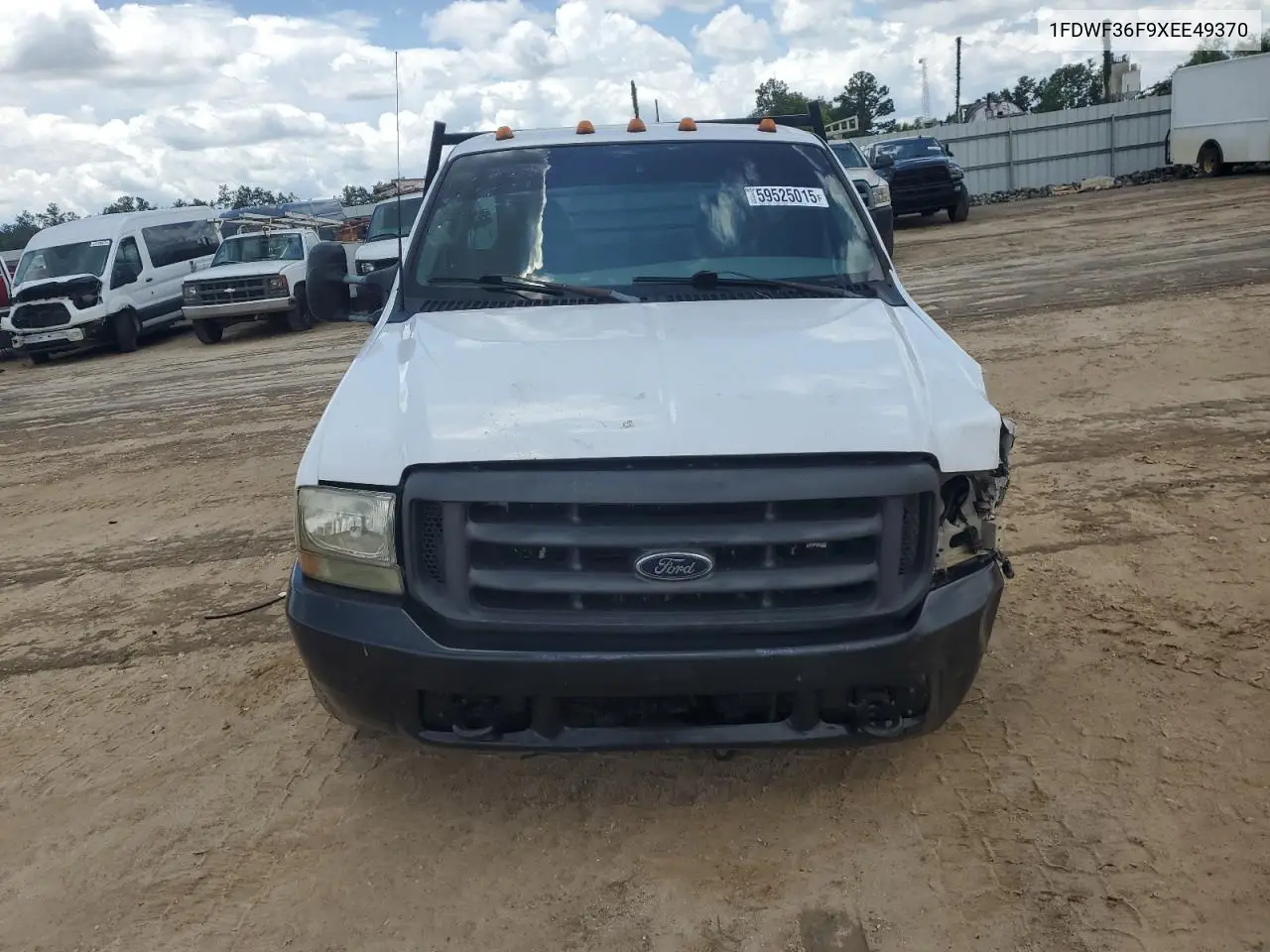 1999 Ford F350 Super Duty VIN: 1FDWF36F9XEE49370 Lot: 59525015