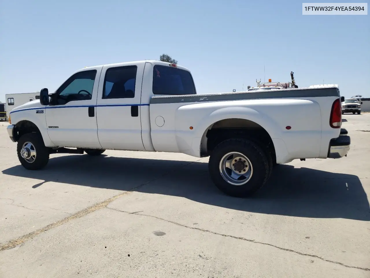 2000 Ford F350 Super Duty VIN: 1FTWW32F4YEA54394 Lot: 62365595