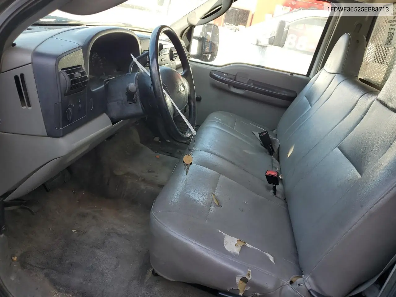 2005 Ford F350 Super Duty VIN: 1FDWF36525EB83713 Lot: 55090685