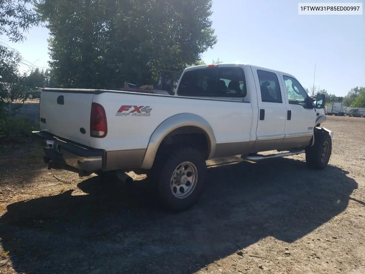 2005 Ford F350 Srw Super Duty VIN: 1FTWW31P85ED00997 Lot: 62698645