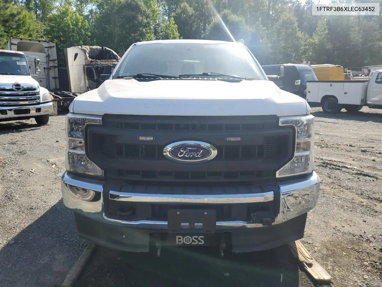 2020 Ford F350 Super Duty VIN: 1FTRF3B6XLEC63452 Lot: 60997385