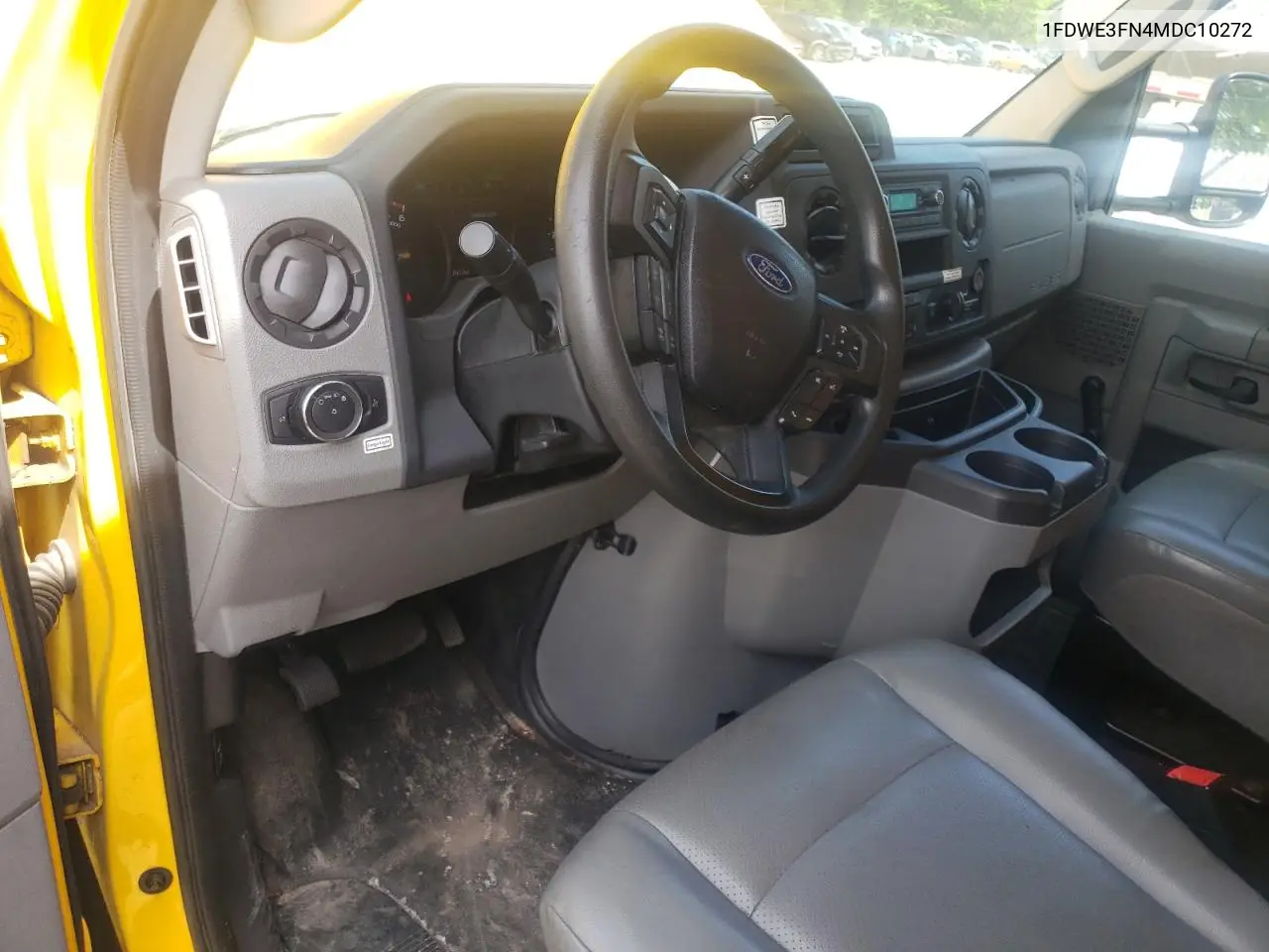 2021 Ford Econoline E350 Super Duty Cutaway Van VIN: 1FDWE3FN4MDC10272 Lot: 54802825