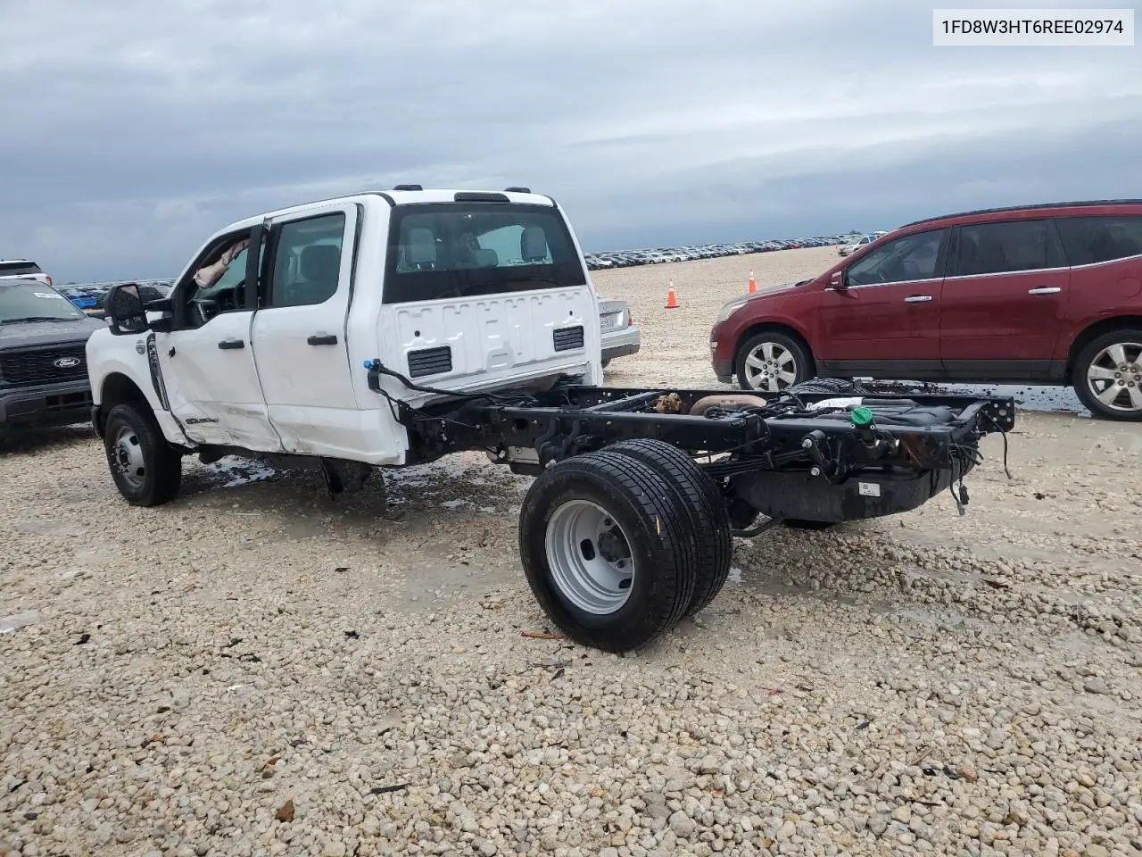 2024 Ford F350 Super Duty VIN: 1FD8W3HT6REE02974 Lot: 55772355