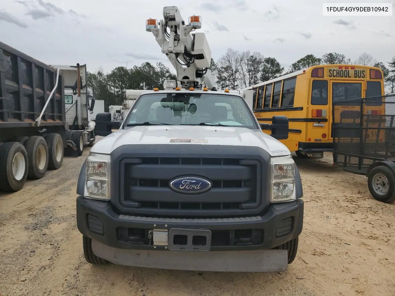 2013 Ford F450 Super Duty VIN: 1FDUF4GY9DEB10942 Lot: 47181095