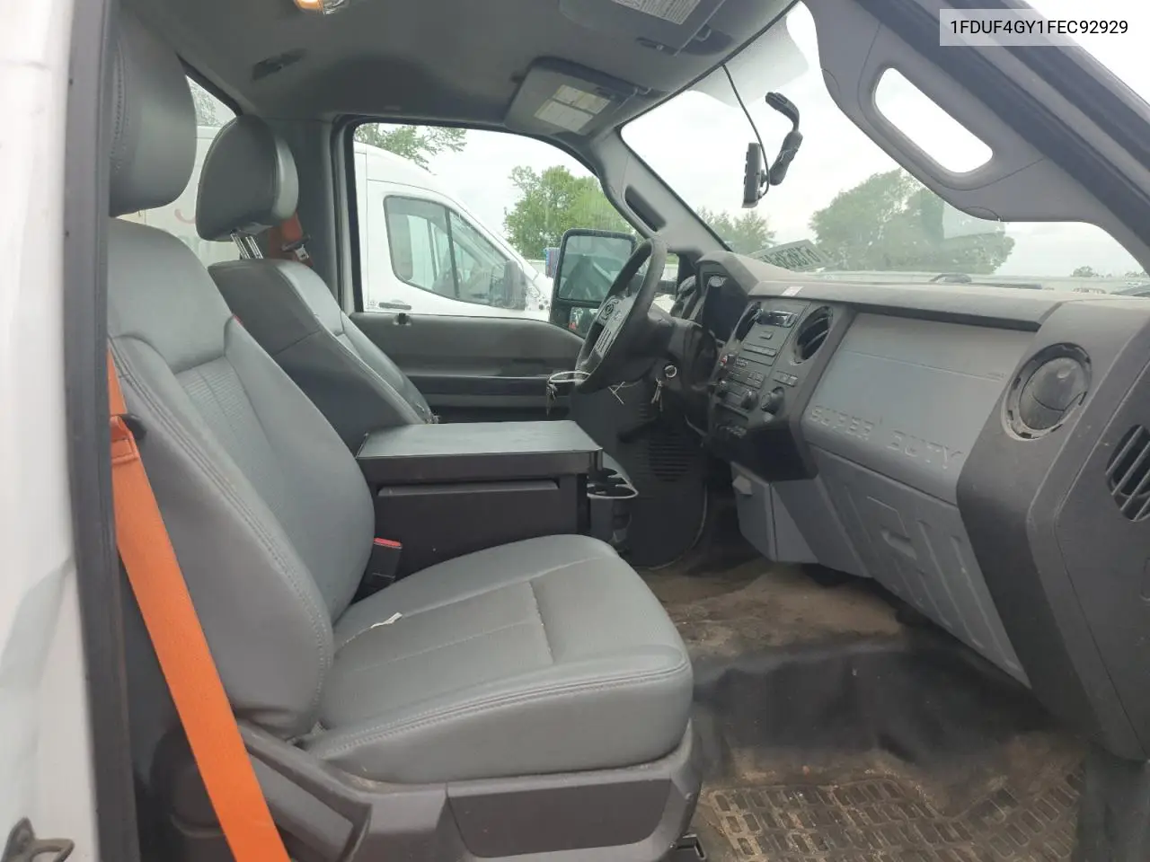 2015 Ford F450 Super Duty VIN: 1FDUF4GY1FEC92929 Lot: 61363645