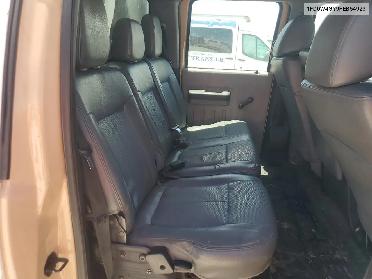 2015 Ford F450 Super Duty VIN: 1FD0W4GY9FEB64923 Lot: 61813665