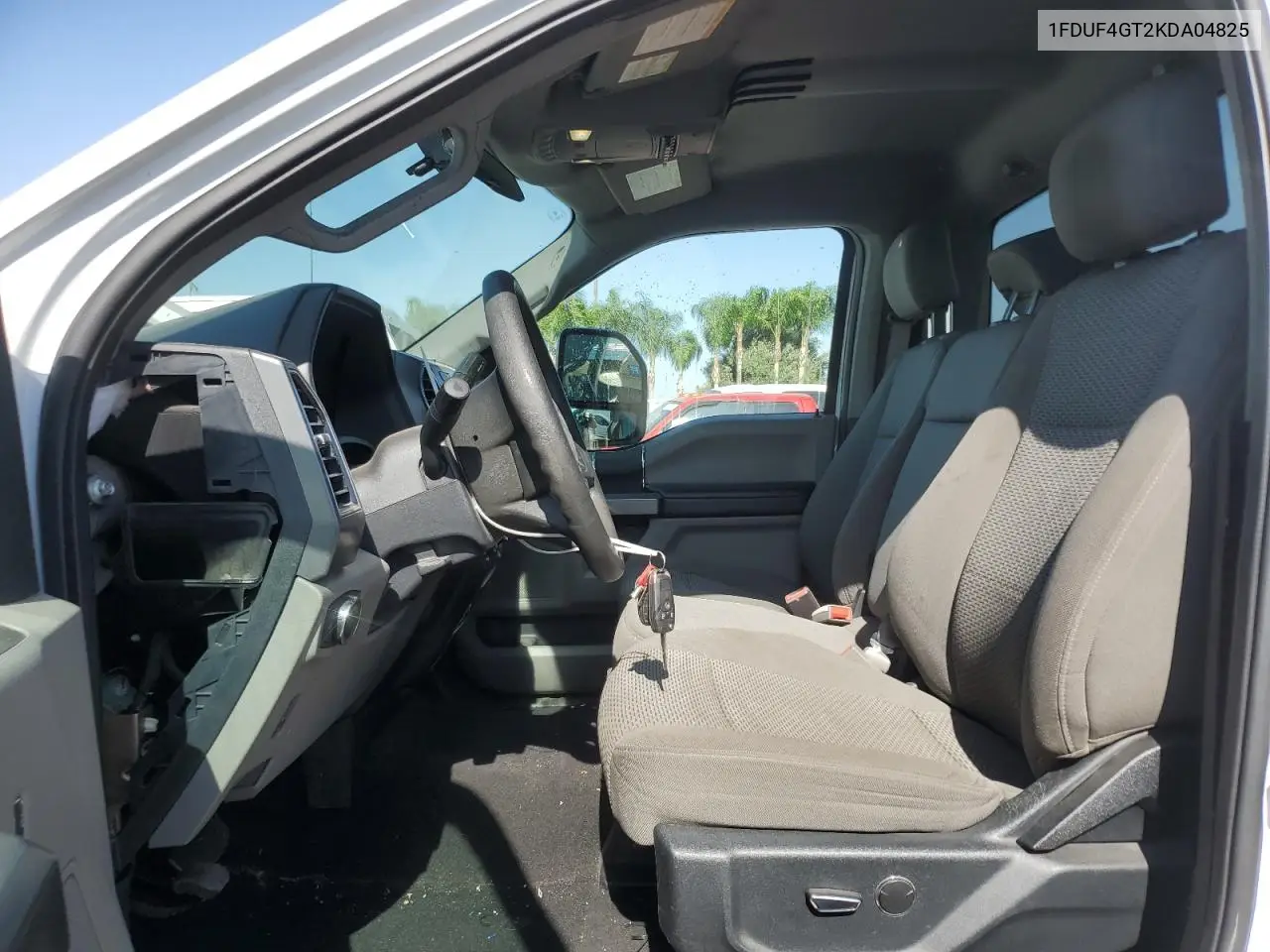 2019 Ford F450 Super Duty VIN: 1FDUF4GT2KDA04825 Lot: 61606755