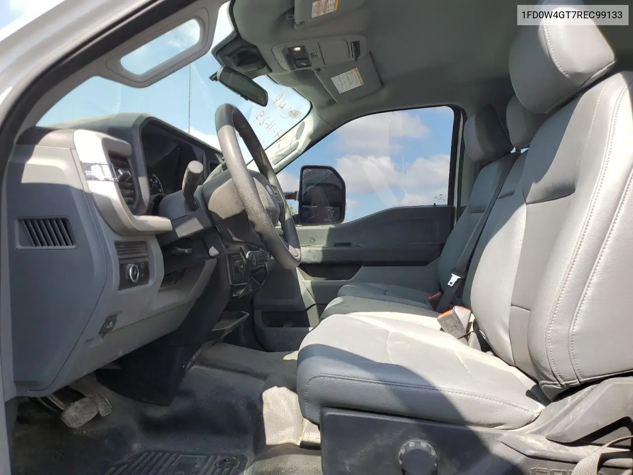 2024 Ford F450 Super Duty VIN: 1FD0W4GT7REC99133 Lot: 53503185