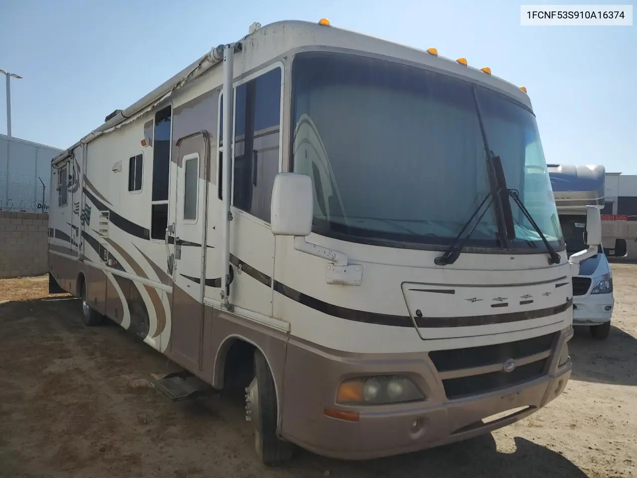 2001 Ford F550 Super - Rvs Rv VIN: 1FCNF53S910A16374 Lot: 65089155