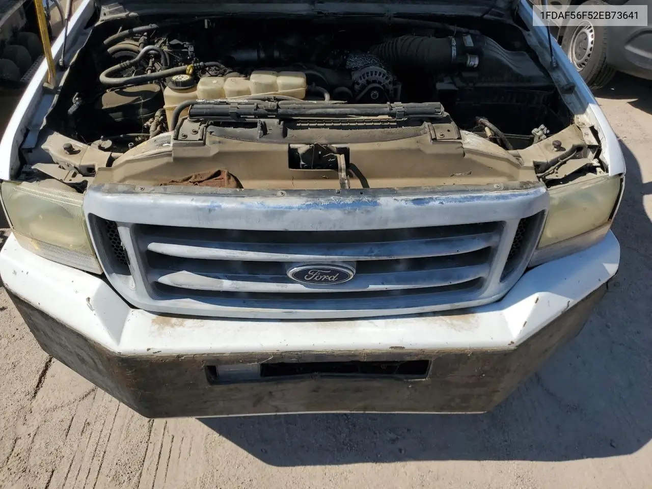 2002 Ford F550 Super Duty VIN: 1FDAF56F52EB73641 Lot: 65739115