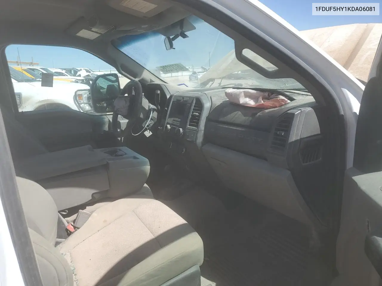 2019 Ford F550 Super Duty Service Truck VIN: 1FDUF5HY1KDA06081 Lot: 48731235