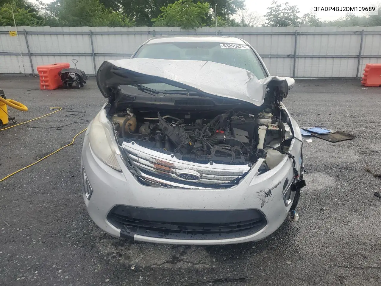 3fadp4bj2dm109689 3FADP4BJ2DM109689 2013 Ford Fiesta Se