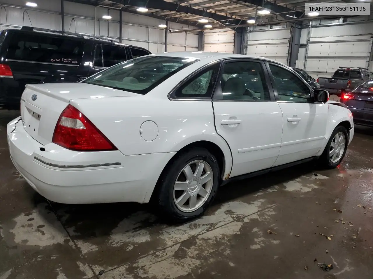 2005 Ford Five Hundred Se VIN: 1FAFP23135G151196 Lot: 83686794