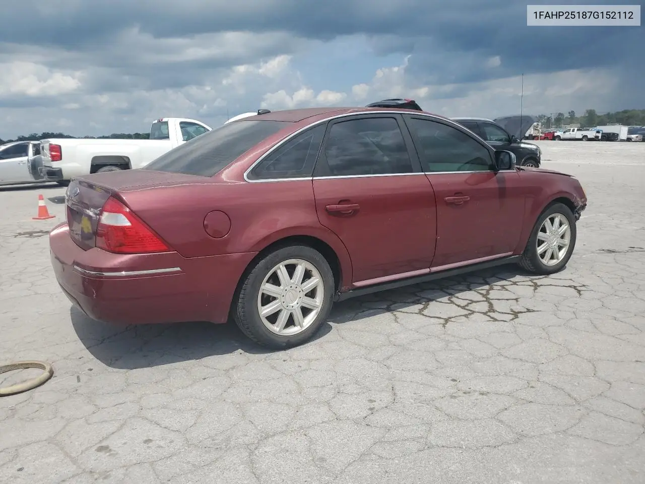 2007 Ford Five Hundred Limited VIN: 1FAHP25187G152112 Lot: 64835405
