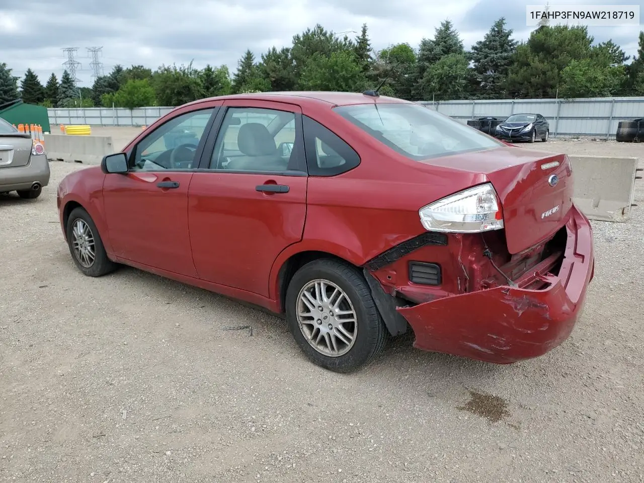 2010 Ford Focus Se VIN: 1FAHP3FN9AW218719 Lot: 62710825