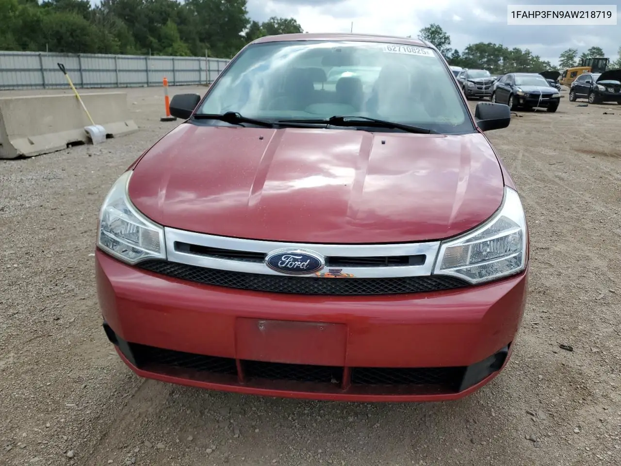 2010 Ford Focus Se VIN: 1FAHP3FN9AW218719 Lot: 62710825