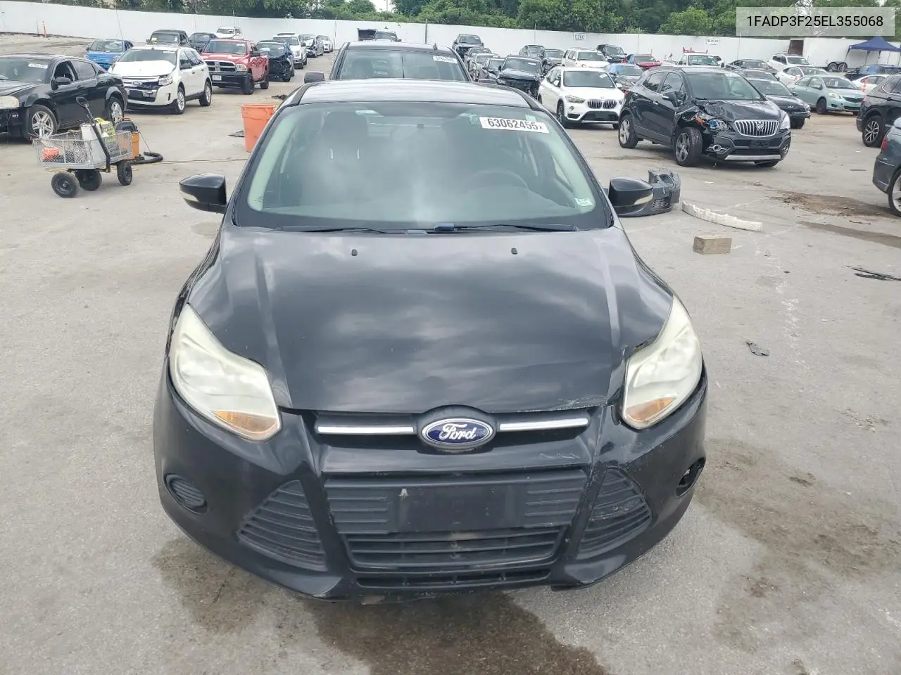 2014 Ford Focus Se VIN: 1FADP3F25EL355068 Lot: 63062455