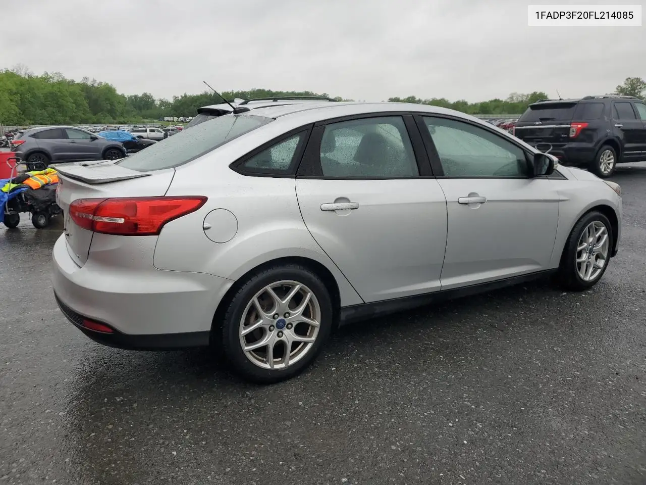 2015 Ford Focus Se VIN: 1FADP3F20FL214085 Lot: 56950985