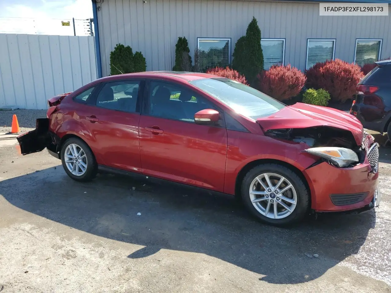 2015 Ford Focus Se VIN: 1FADP3F2XFL298173 Lot: 56975665
