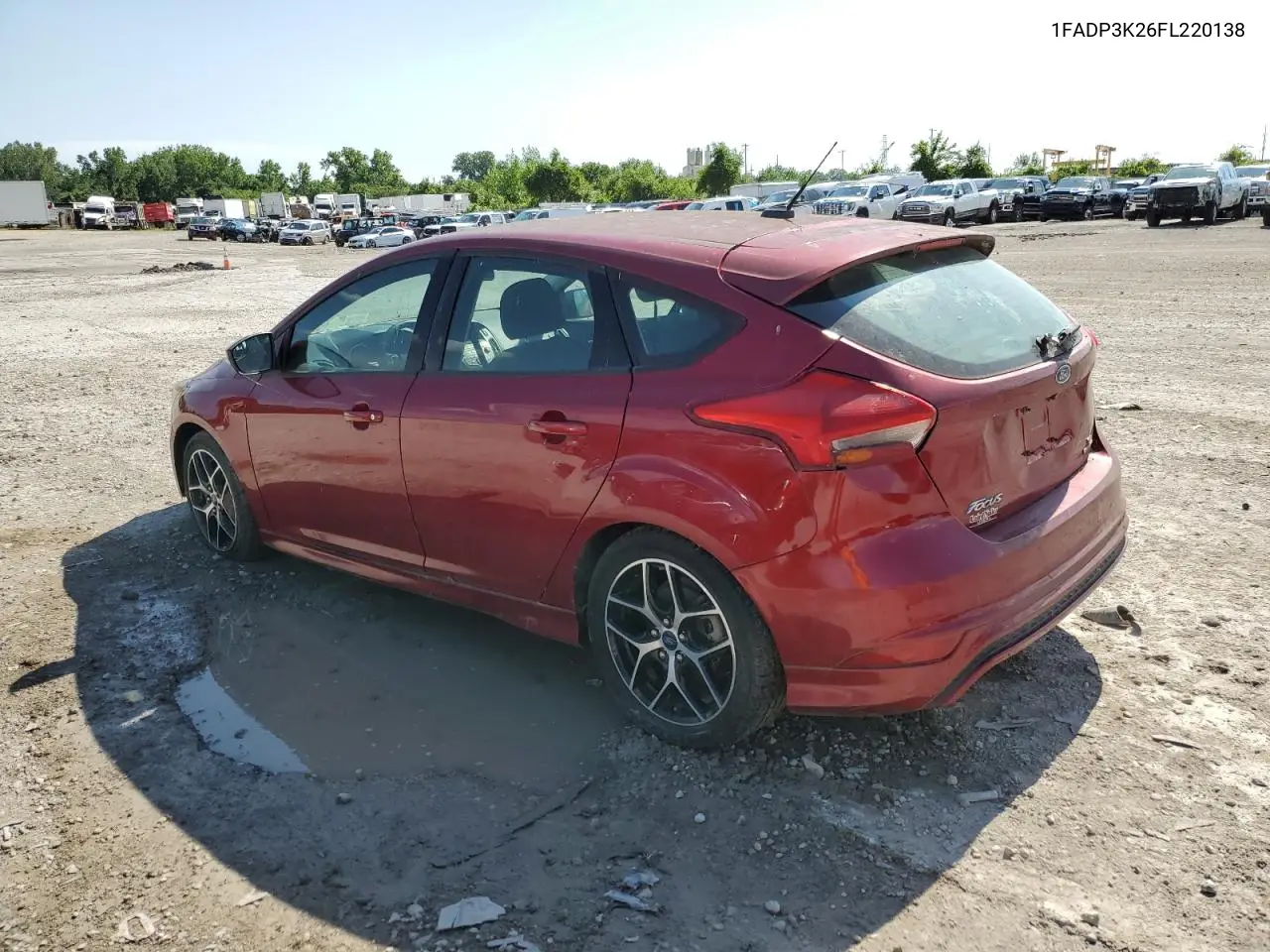 2015 Ford Focus Se VIN: 1FADP3K26FL220138 Lot: 62738495