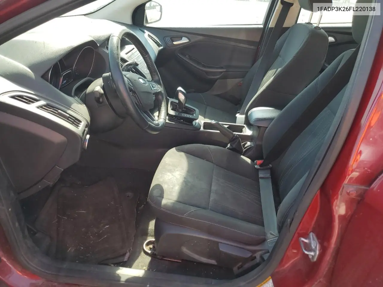 2015 Ford Focus Se VIN: 1FADP3K26FL220138 Lot: 62738495