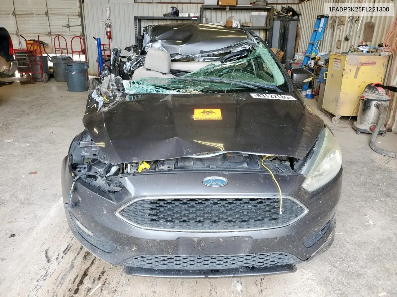 2015 Ford Focus Se VIN: 1FADP3K25FL221300 Lot: 63122185