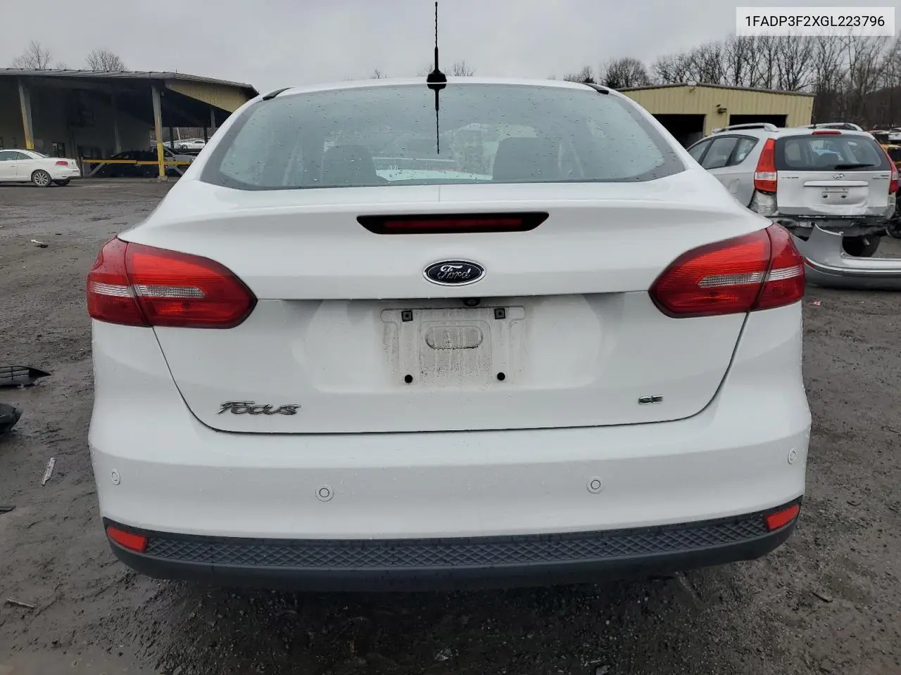 2016 Ford Focus Se VIN: 1FADP3F2XGL223796 Lot: 52567505