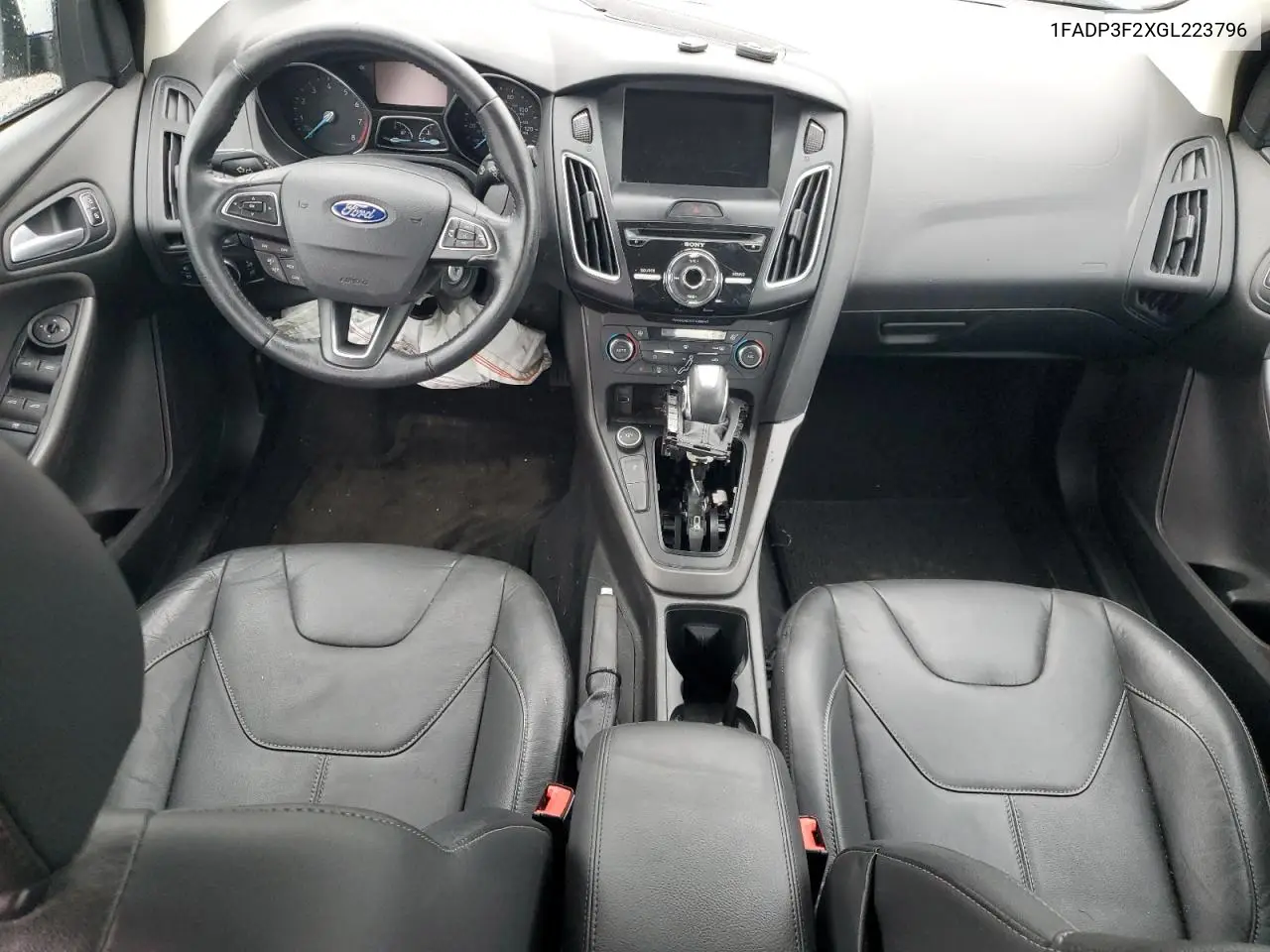 2016 Ford Focus Se VIN: 1FADP3F2XGL223796 Lot: 52567505