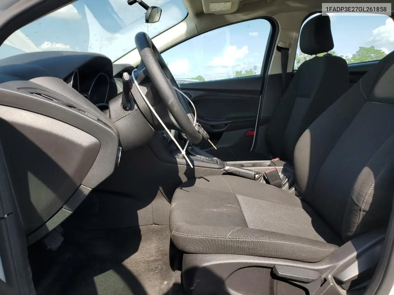 2016 Ford Focus S VIN: 1FADP3E27GL261858 Lot: 61305525