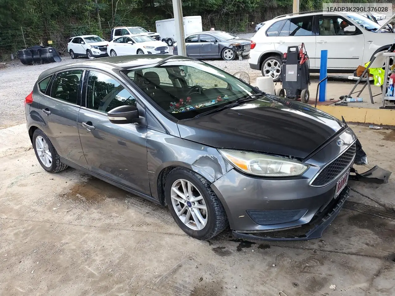 2016 Ford Focus Se VIN: 1FADP3K29GL376028 Lot: 63147275